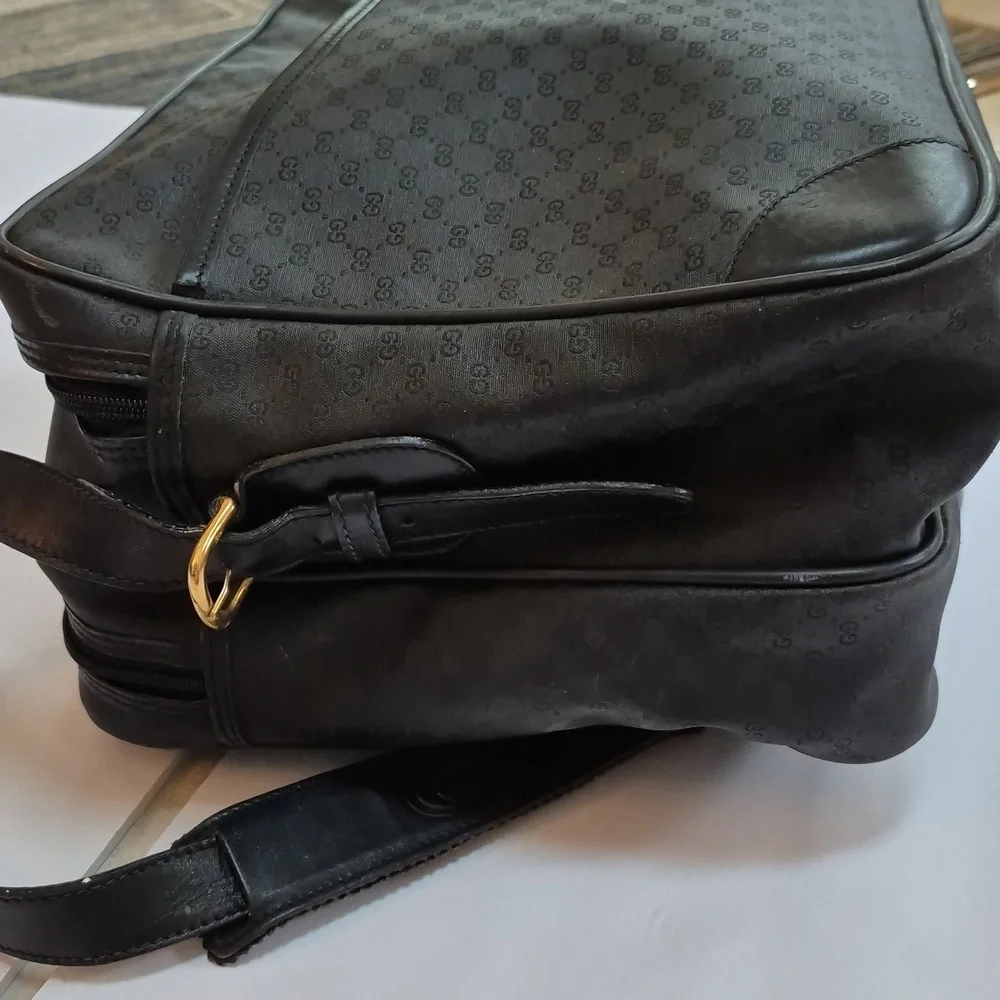 Vintage Gucci Business Bag Crossbody Micro GG Unisex